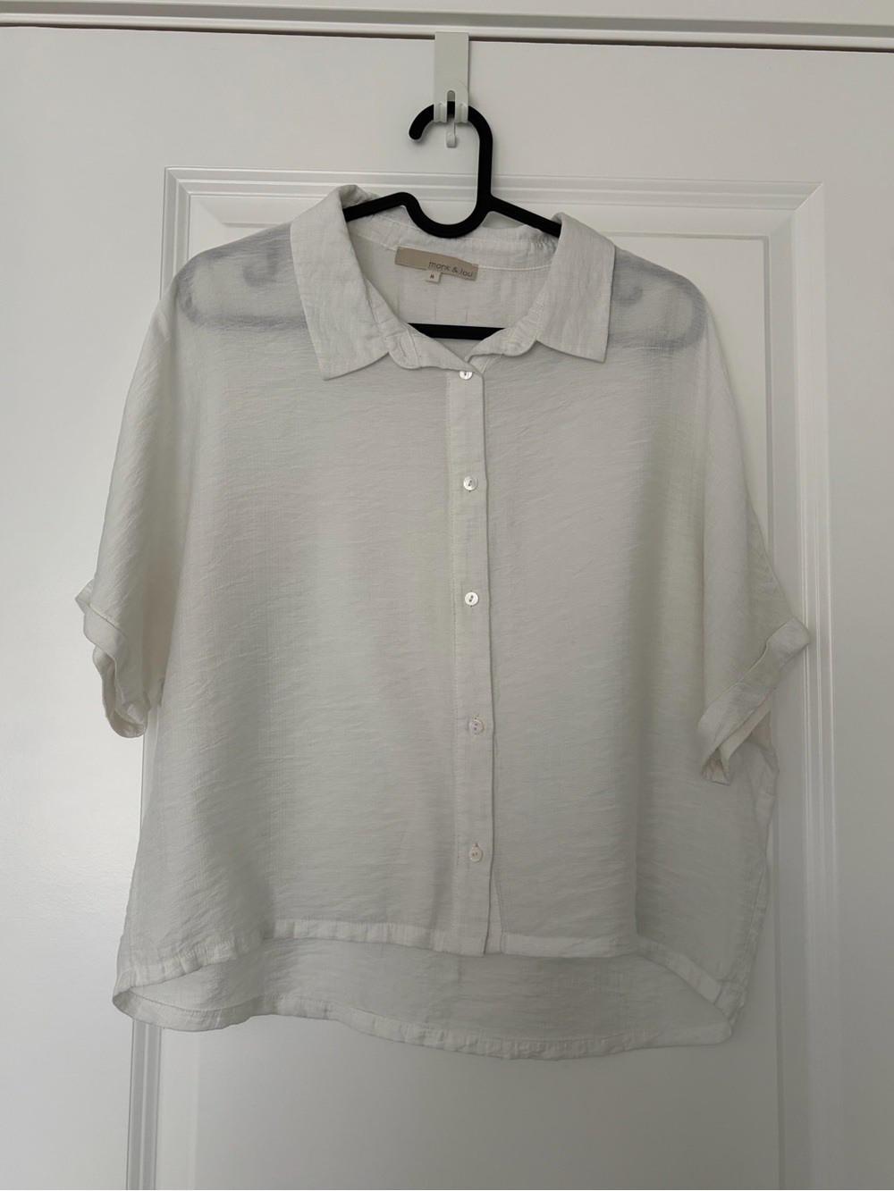 Women's Cream Short-Sleeve Button-Down Shirt